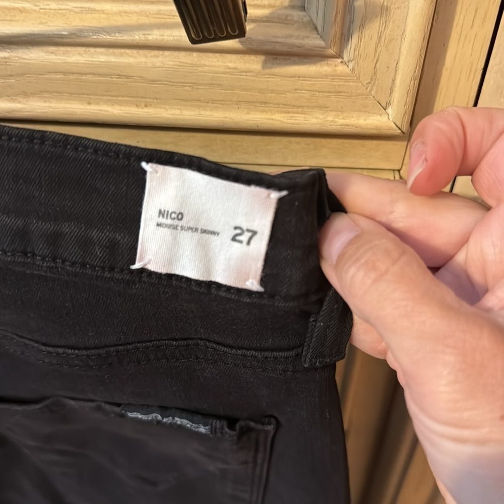 Hudson Jeans - Picture 10 of 11